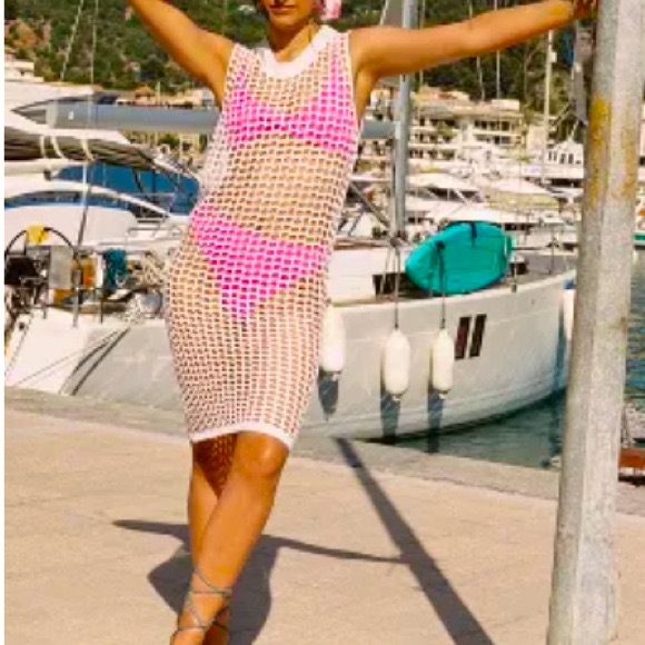 Maeve Coverup